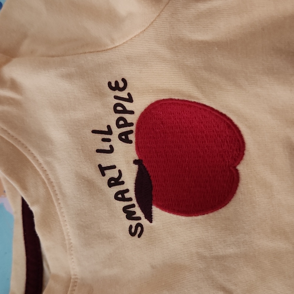 Smart Little Apple - Picture 2 of 2
